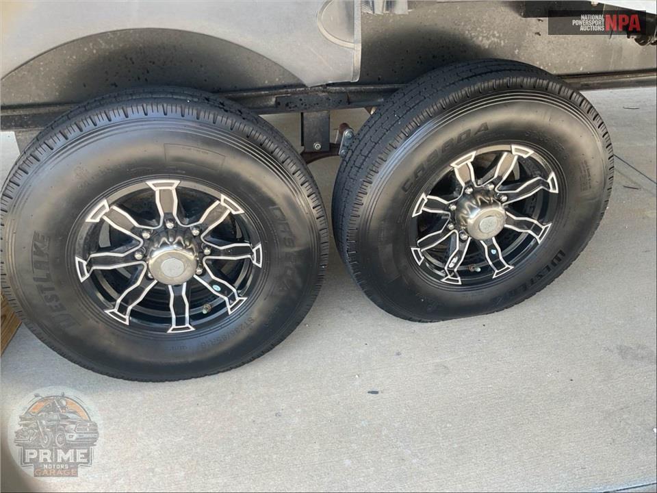 2019 Cherokee By Forest River M-325PACK13 - WOLF PACK TOY HAULER TOY HAULER SERIES — фото 49