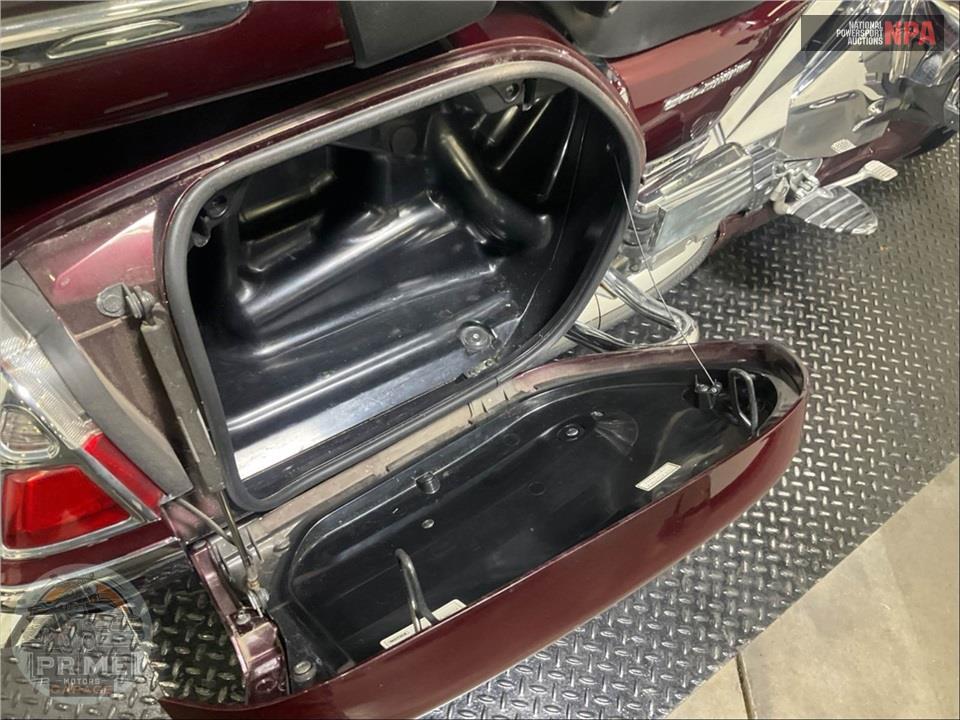 2008 Honda GL1800HPNM8 GOLDWING — фото 32