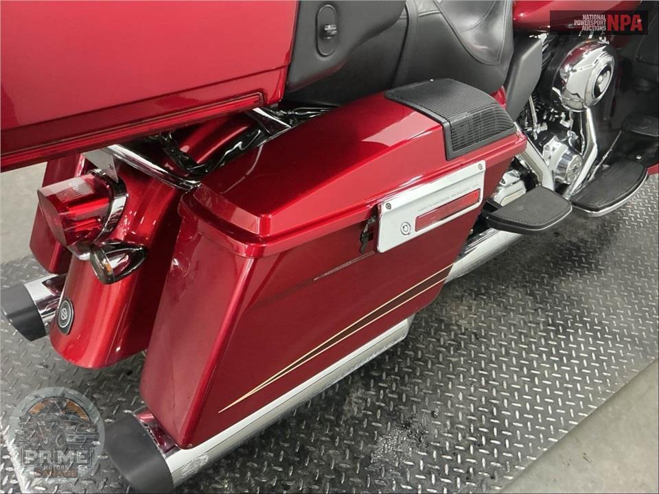 2012 Harley-Davidson FLTRU ROAD GLIDE ULTRA — фото 24