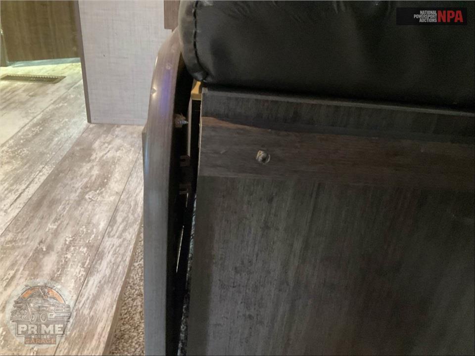 2019 Crossroads Rv M-328 SB - ZINGER SERIES — фото 10
