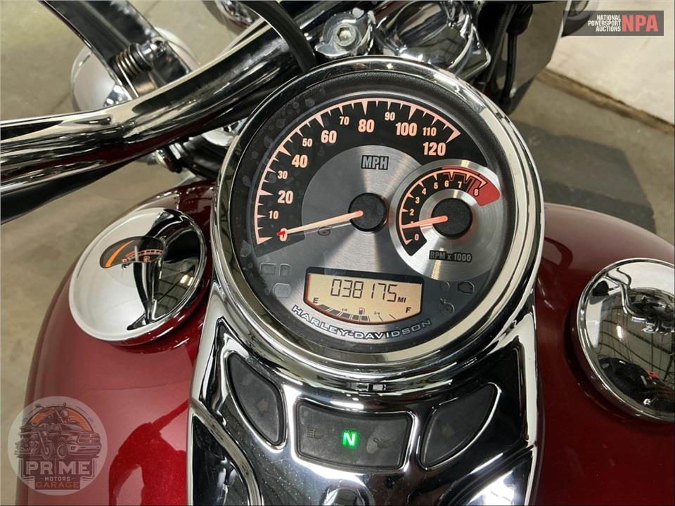 2010 Harley-Davidson FLSTC HERITAGE SOFTAIL CLASSIC — фото 5