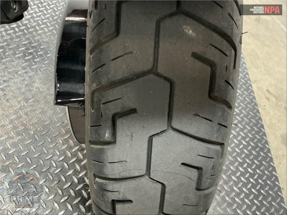 2018 Harley-Davidson FLSL SOFTTAIL SLIM — фото 21