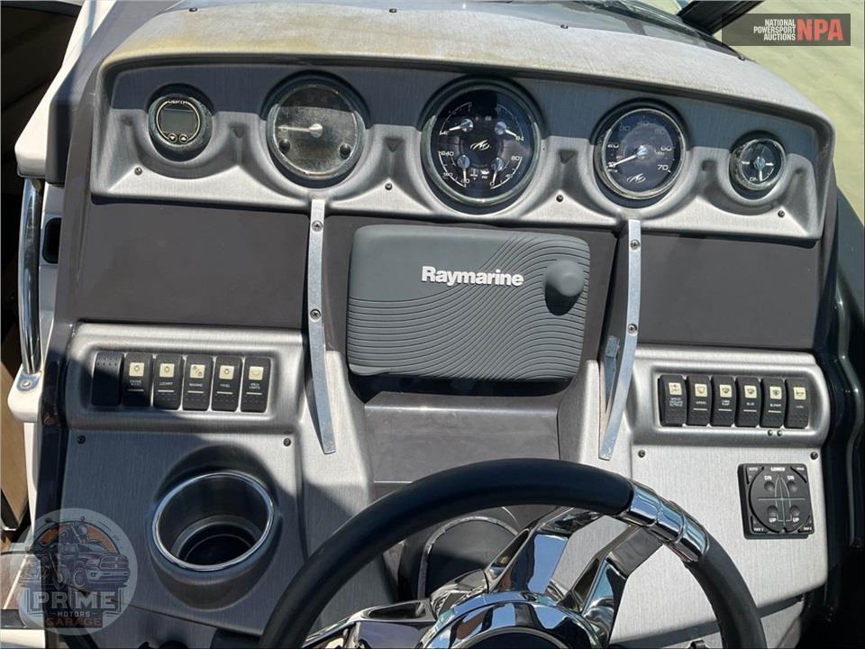 2014 Monterey Boat 260 SPORT YACHT L=28/E=1 300 HP MERC IB — фото 5