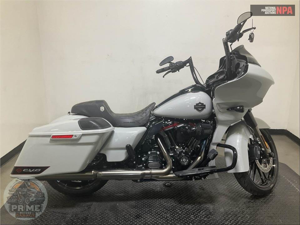 2020 Harley-Davidson FLTRXSE CVO ROAD GLIDE — фото 1
