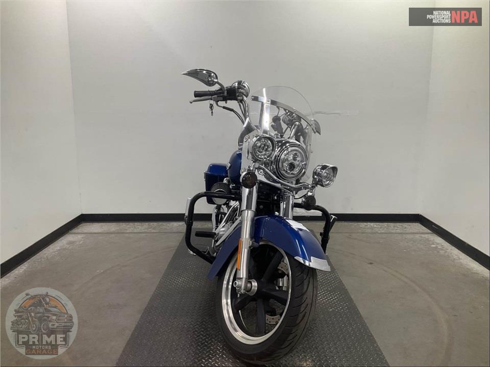2015 Harley-Davidson FLD-103 DYNA SWITCHBACK — фото 2