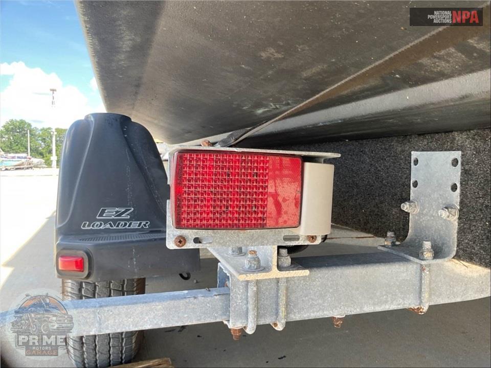2017 Hurricane Boat SD 2486 SUNDECK SERIES L=24/E=1 250 HP YAMA OB — фото 37