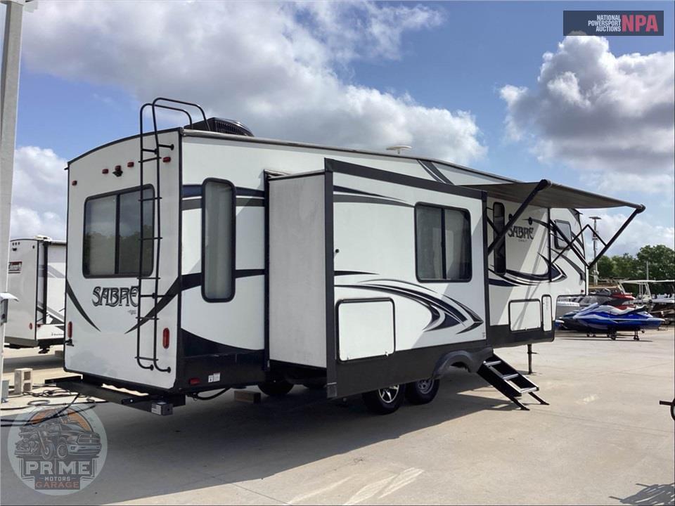 2019 Sabre By Forest River M-30RLT - FIFTH WHEEL SERIES — фото 4