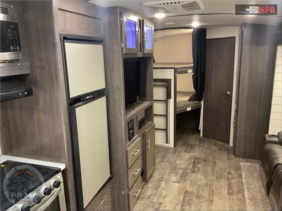 2020 Crossroads Rv M-288 BH - SUNSET TRAIL SUPER LITE SERIES — фото 8