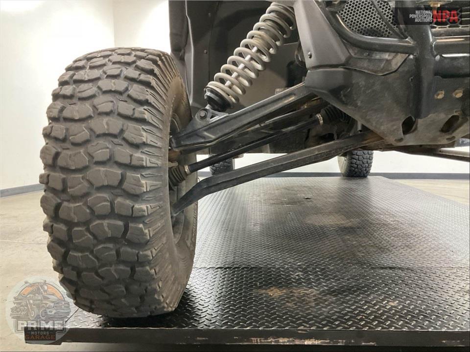 2018 Can-Am MAVERICK X3 MAX X RS TURBO R — фото 32