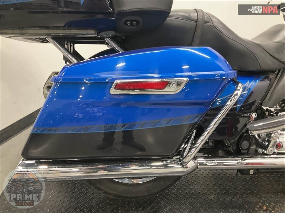 2014 Harley-Davidson FLHTKSE CVO ULTRA LIMITED — фото 31
