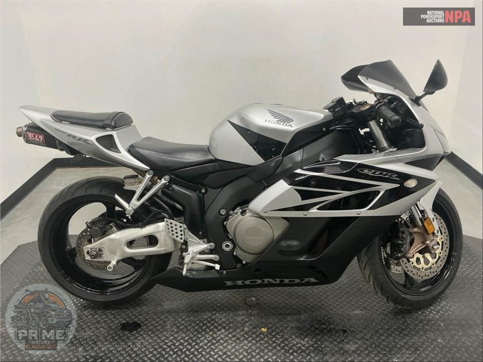 2004 Honda CBR1000RR4 — фото 1