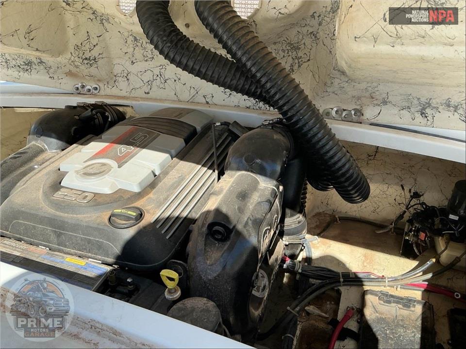 2024 Hurricane Boat SS 205 SUNDECK SPORT SERIES L=21/E=1 250HP MERC SD — фото 8