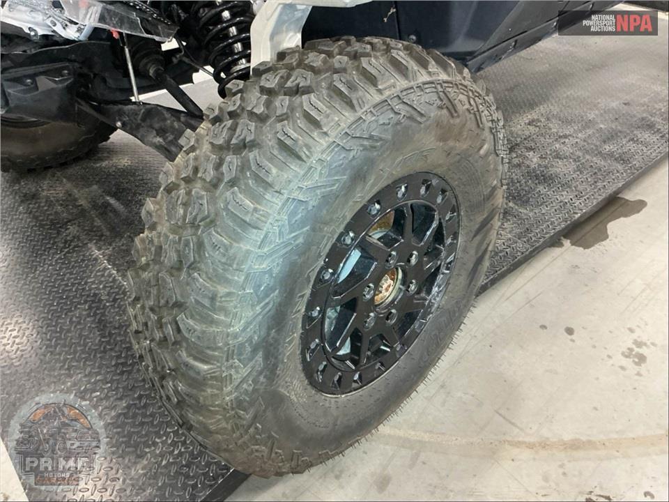 2024 Can-Am MAVERICK R X RS — фото 26