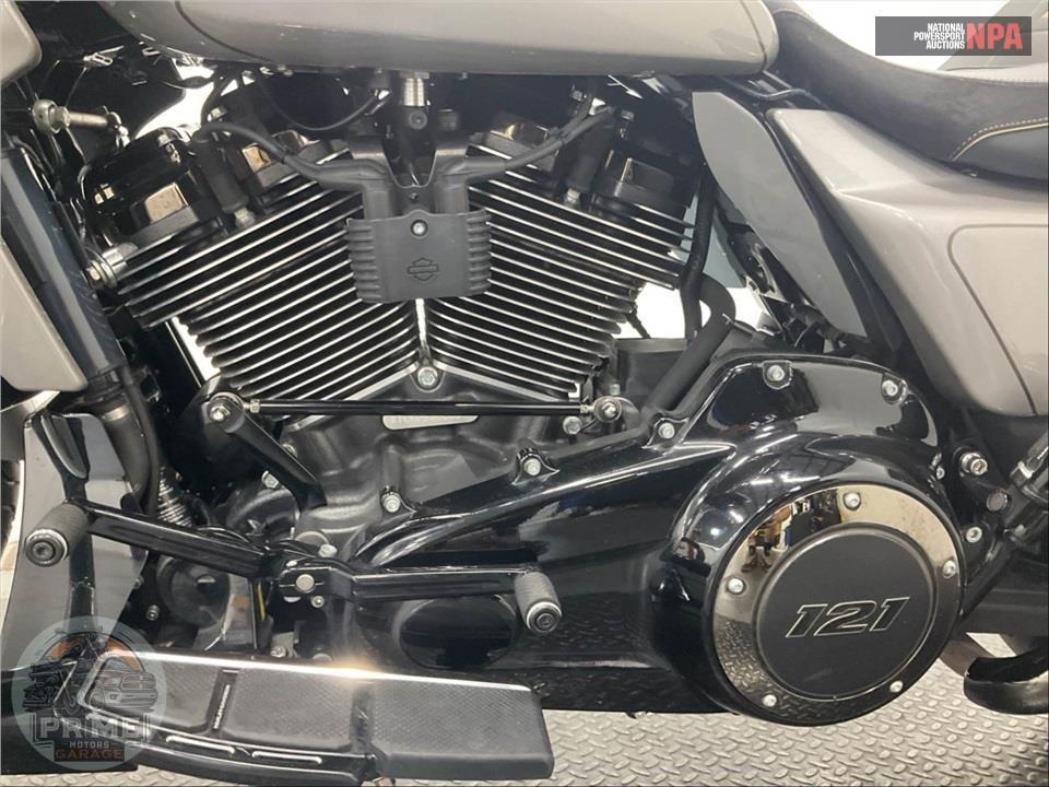 2023 Harley-Davidson FLTRXSE CVO ROAD GLIDE — фото 7