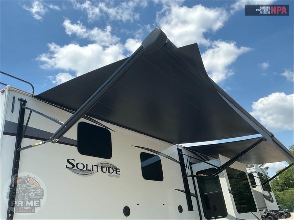 2022 Grand Design Recreational Vehicles M-380FL - SOLITUDE FIFTH WHEEL SERIES — фото 31