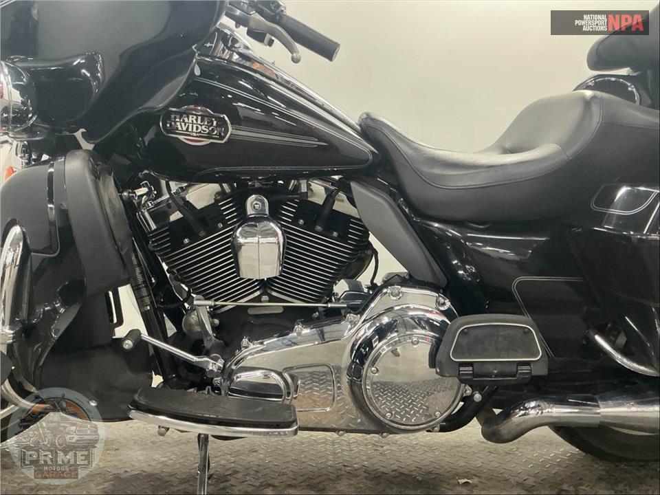 2009 Harley-Davidson FLHTCU ULTRA CLASSIC ELECTRA GLIDE — фото 7
