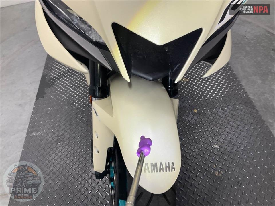 2024 Yamaha YZF-R3 — фото 19