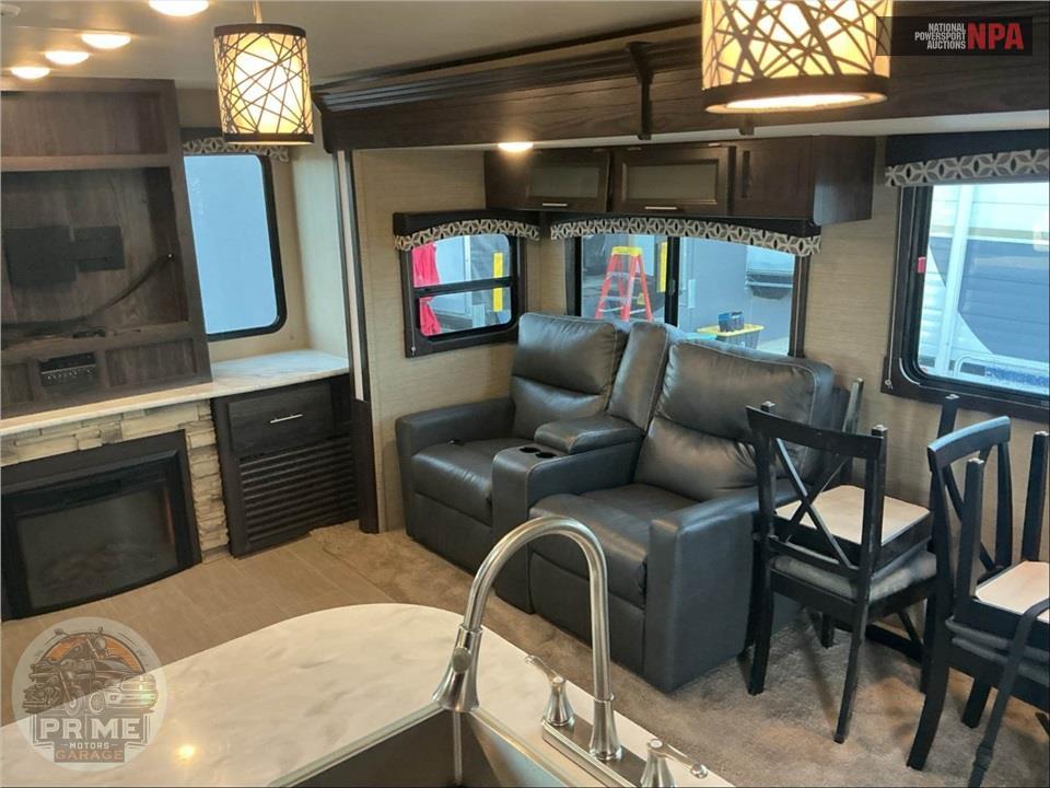 2018 Kodiak By Dutchmen M-291RESL - ULTIMATE SERIES — фото 6