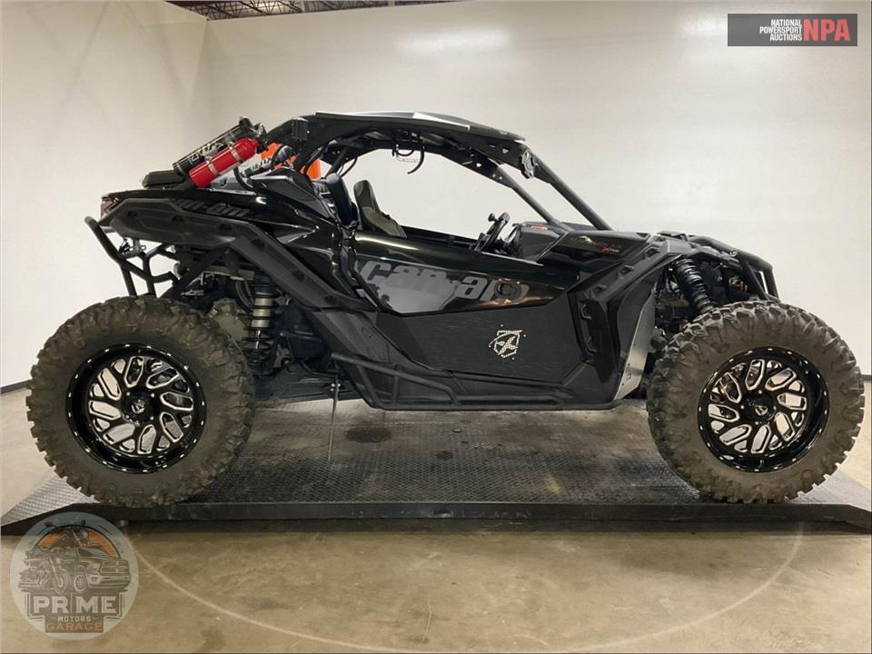 2017 Can-Am MAVERICK X3 X RS 1000R TURBO R — фото 1