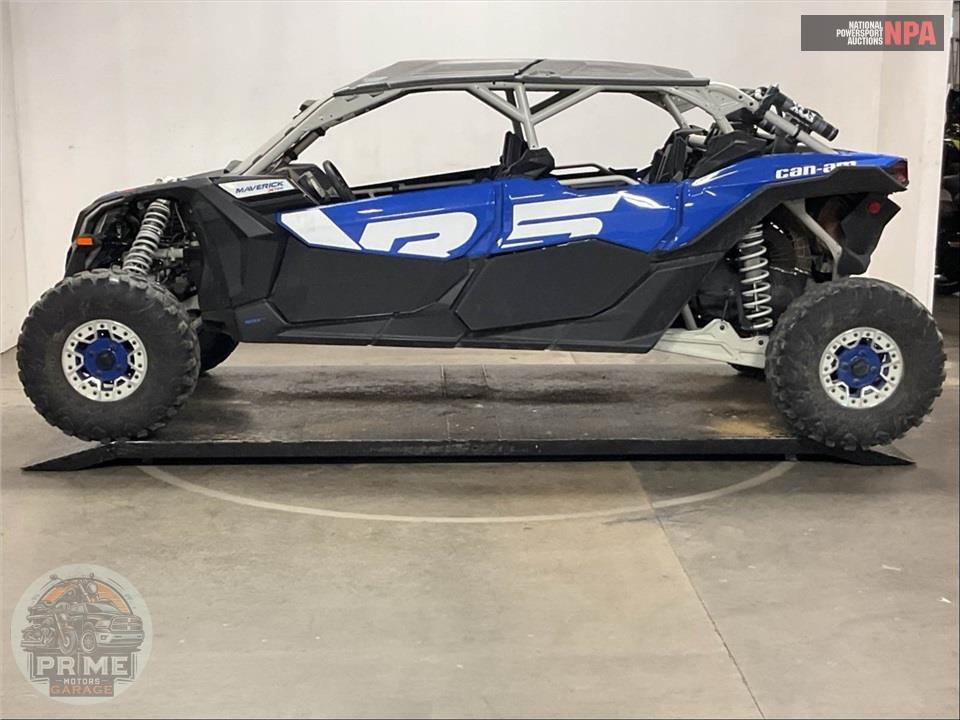2023 Can-Am MAVERICK X3 MAX X RS TURBO RR 72 (BLUE/TAN/RED) — фото 3