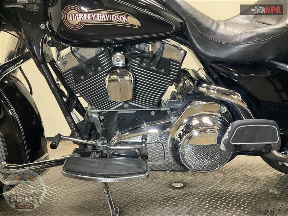 2007 Harley-Davidson FLHTC ELECTRA GLIDE CLASSIC — фото 7
