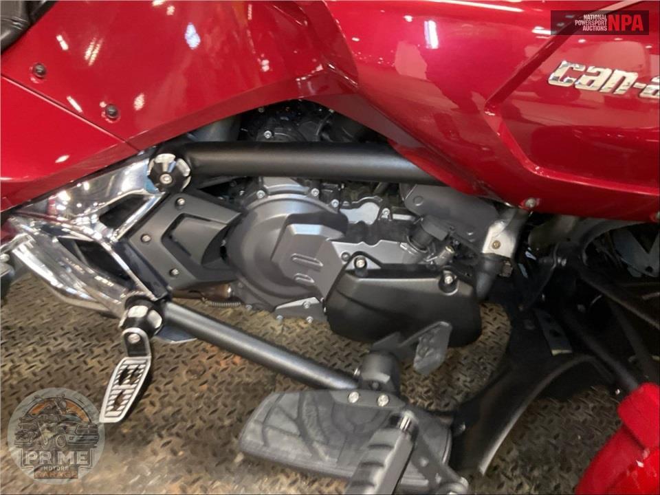 2017 Can-Am SPYDER F3 SE6 LIMITED — фото 6
