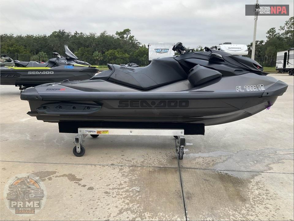 2023 Seadoo/Brp - UNKNOWN - — фото 1