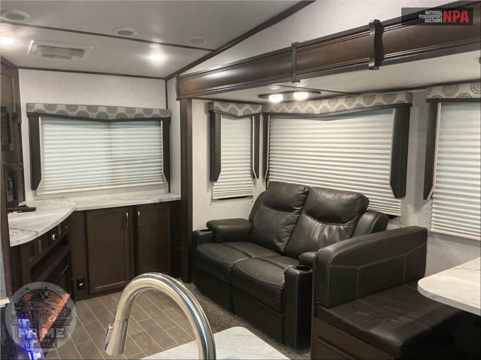 2020 Atlas M-2502REF - FIFTH WHEEL SERIES — фото 6
