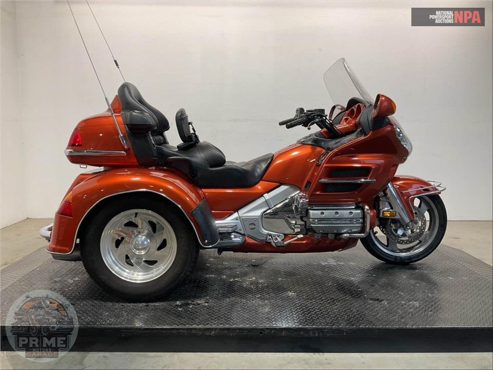 2001 Honda GL18001 GOLDWING — фото 1