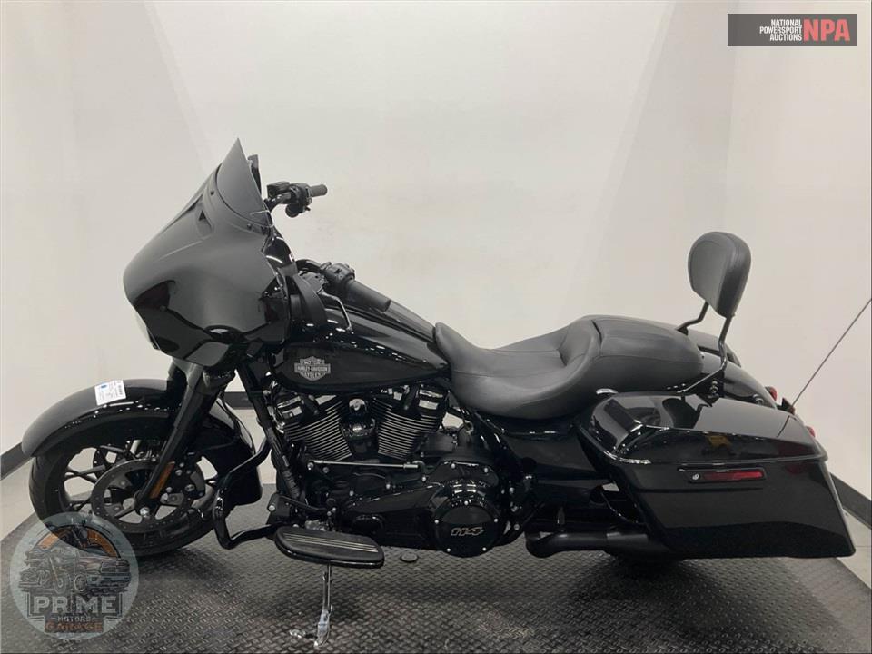 2023 Harley-Davidson FLHXS STREET GLIDE SPECIAL — фото 3