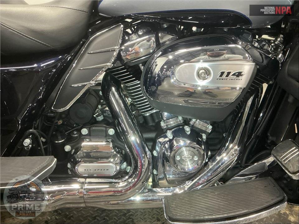 2019 Harley-Davidson FLHTCUTG TRI GLIDE ULTRA — фото 6