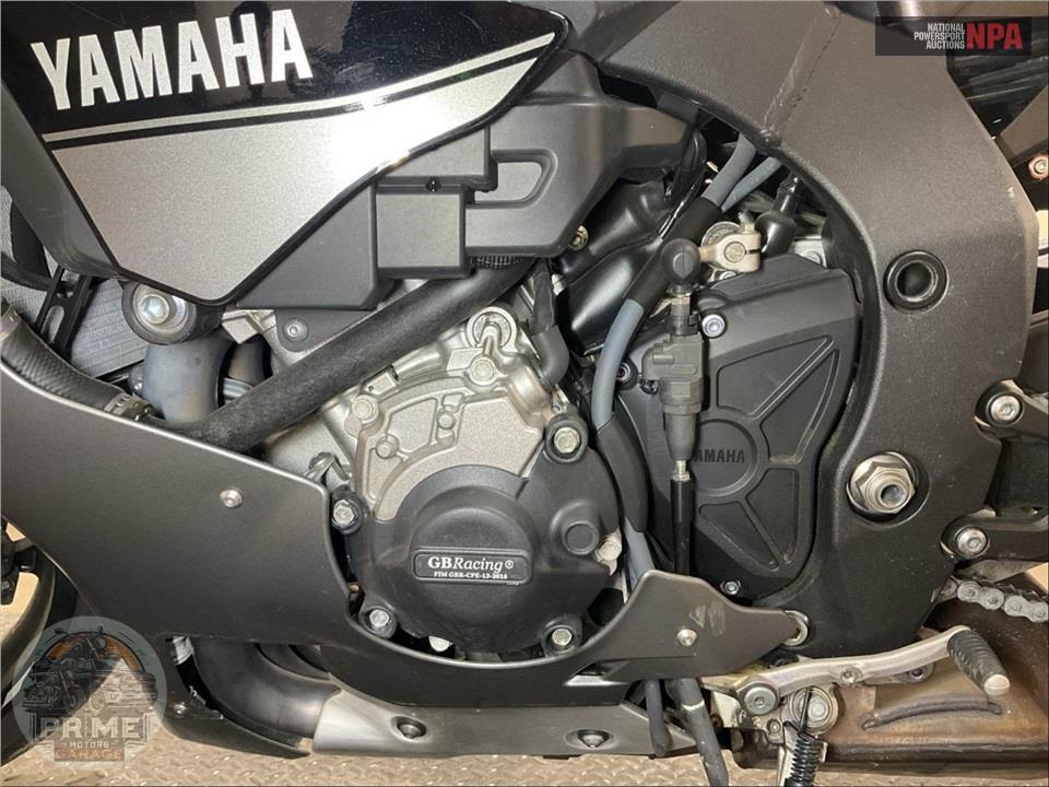 2016 Yamaha YZF-R1 — фото 8
