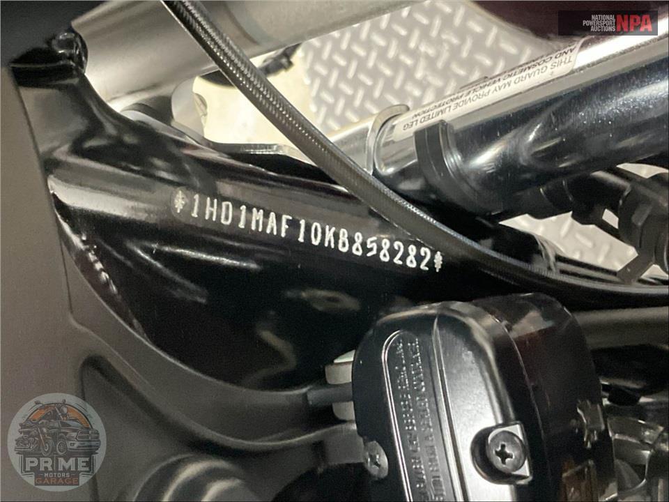 2019 Harley-Davidson FLHTCUTG TRI GLIDE ULTRA — фото 30
