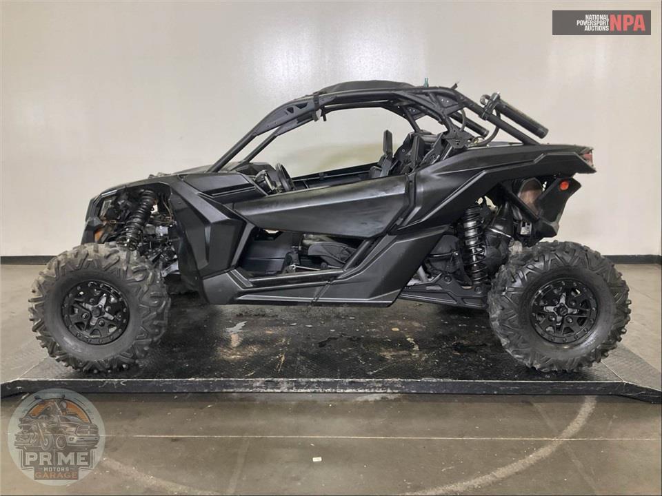 2019 Can-Am MAVERICK X3 X RS TURBO R — фото 3