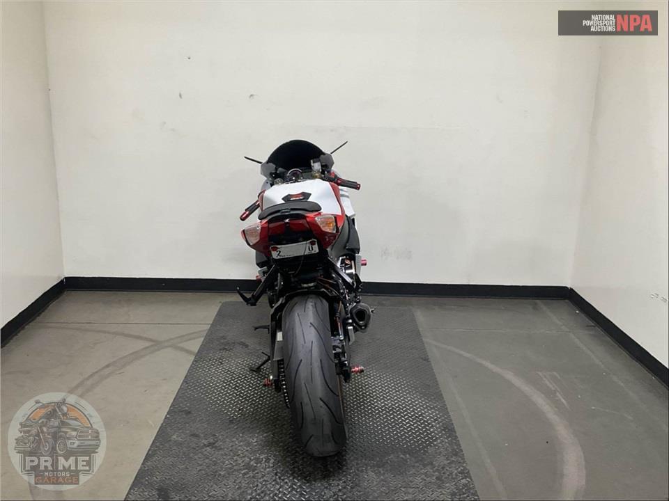 2017 Suzuki GSX-R750L7 — фото 4