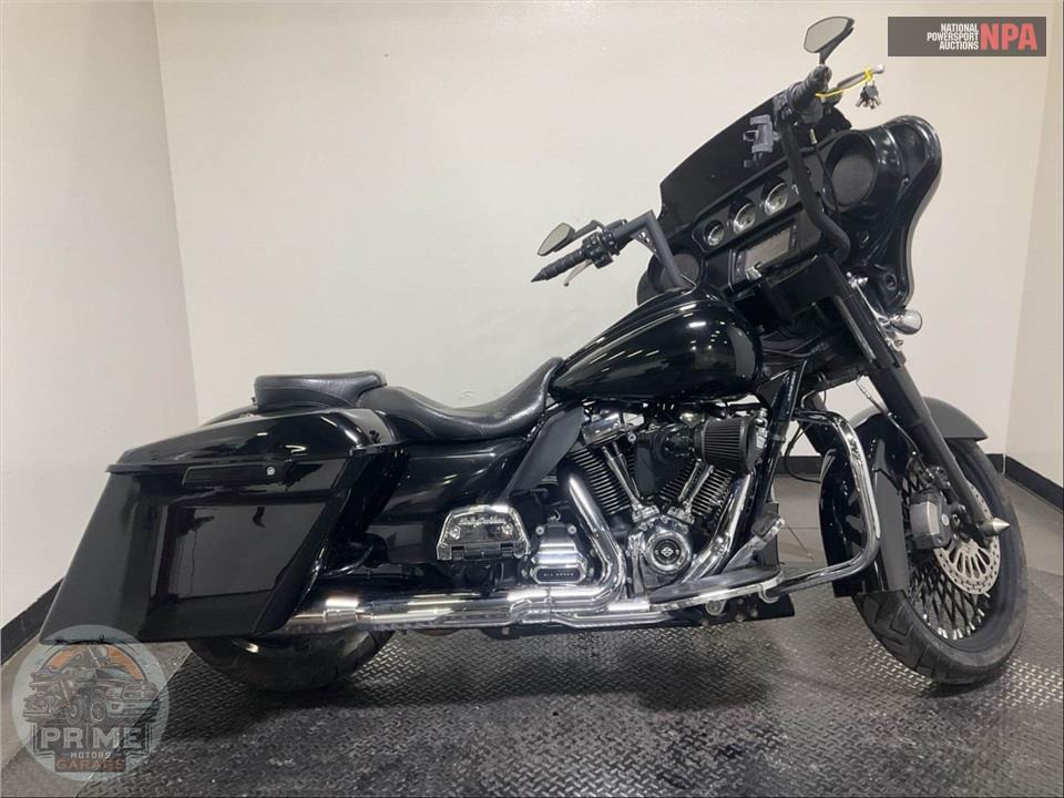 2017 Harley-Davidson FLHX STREET GLIDE — фото 1