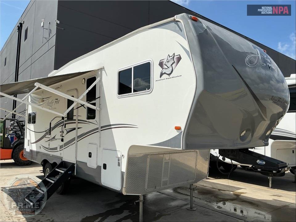 2015 Arctic Fox M-27-5L - SILVER FOX EDITION FIFTH WHEEL SERIES — фото 1