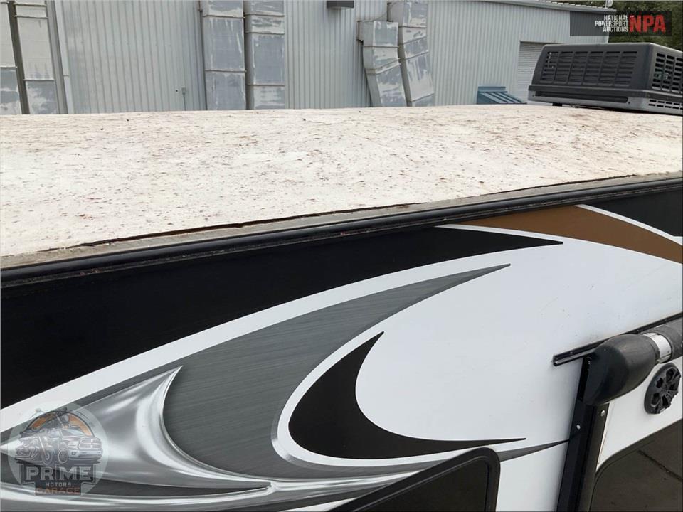 2015 Dutchmen R2600 RUBICON TOY-HAULER TRAVEL TRAILER — фото 45
