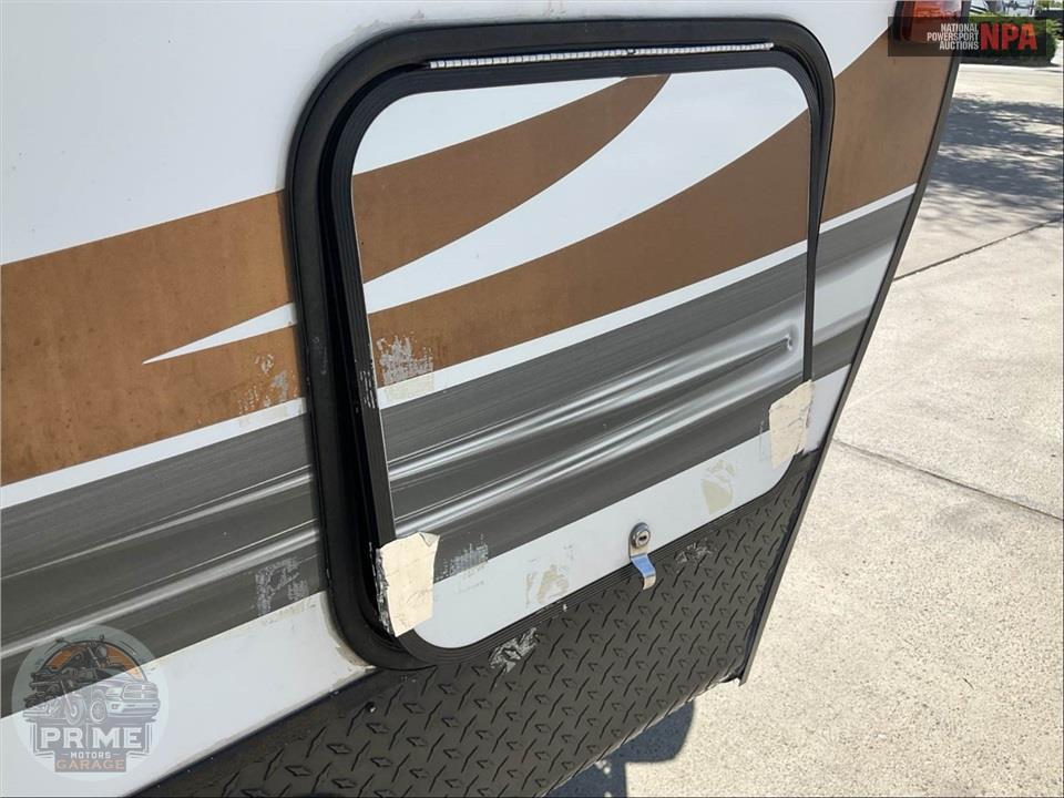 2015 Dutchmen R2600 RUBICON TOY-HAULER TRAVEL TRAILER — фото 54