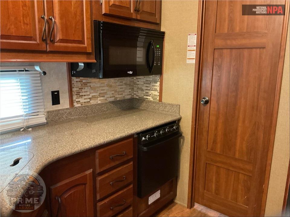 2015 Keystone Rv M-3750 FL - MONTANA FIFTH WHEEL SERIES — фото 18