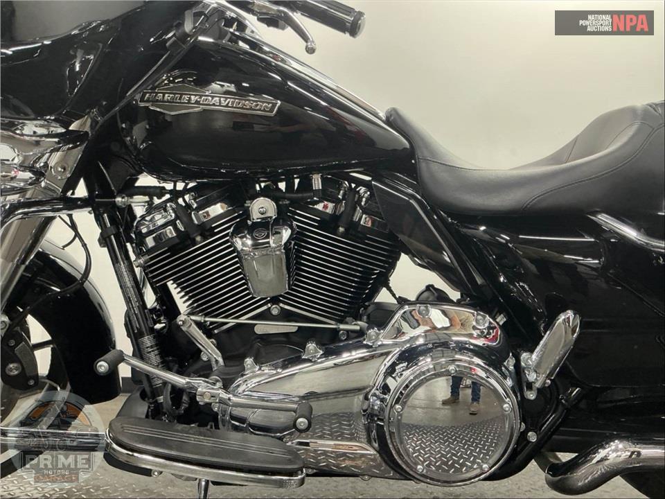 2023 Harley-Davidson FLHX STREET GLIDE — фото 7