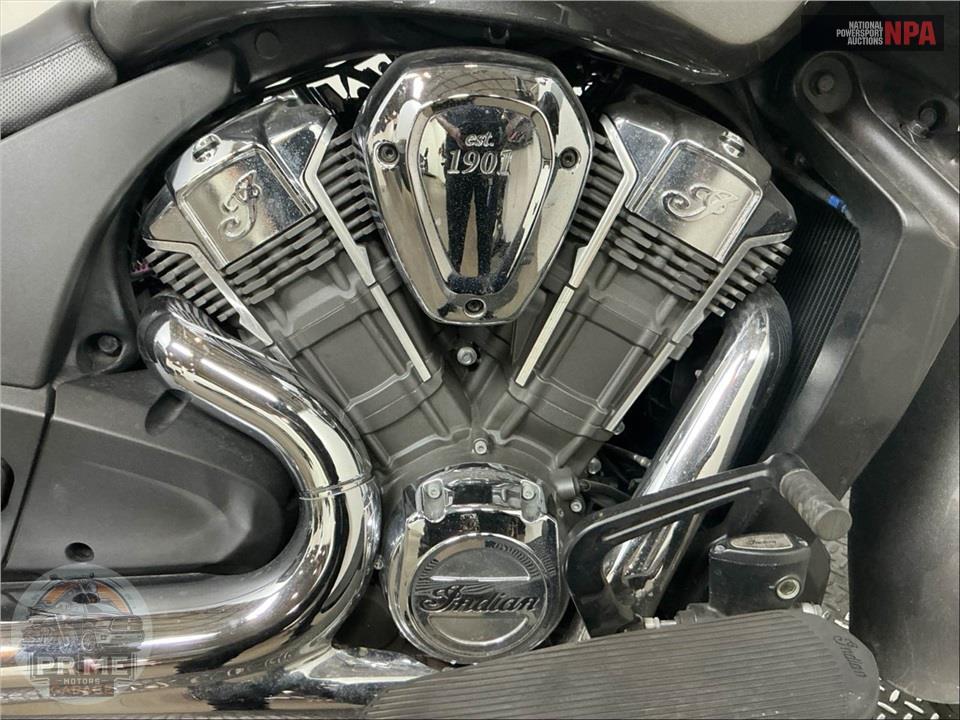 2020 Indian Motorcycle CHALLENGER — фото 6
