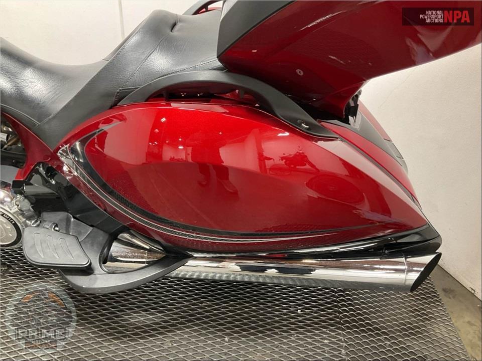 2013 Victory Motorcycles VISION TOUR RED BLACK — фото 21