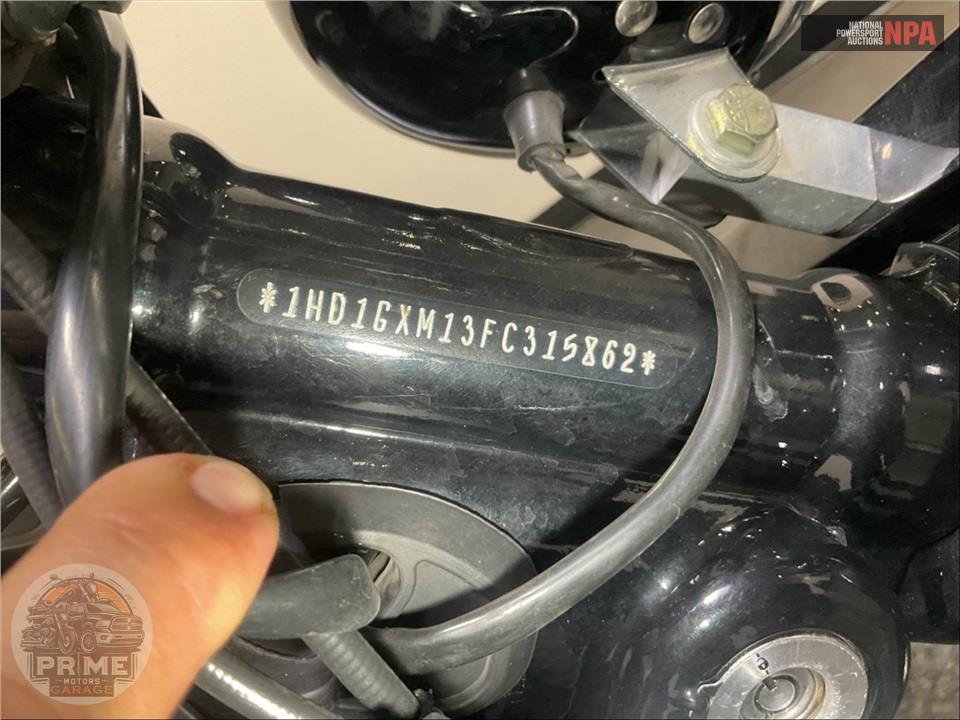 2015 Harley-Davidson FXDB STREET BOB — фото 44
