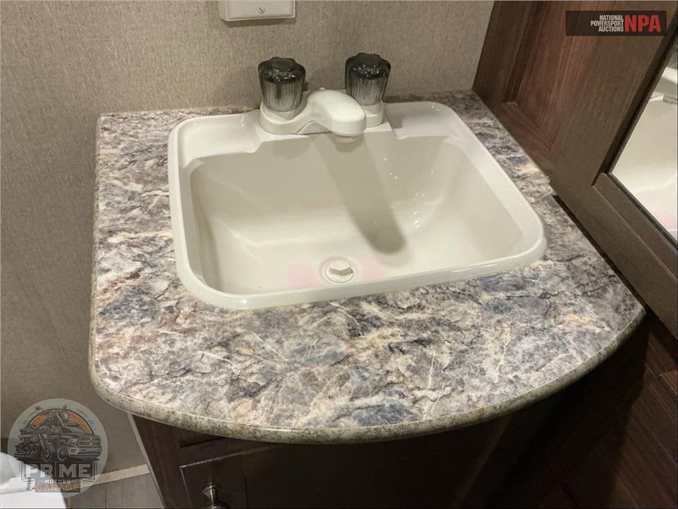 2017 Coleman By Dutchmen M-1705RB - LIGHT LX SERIES — фото 14