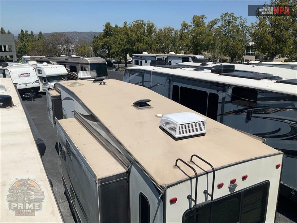 2019 Keystone Rv M-30 RLS - COUGAR FIFTH WHEEL SERIES — фото 28