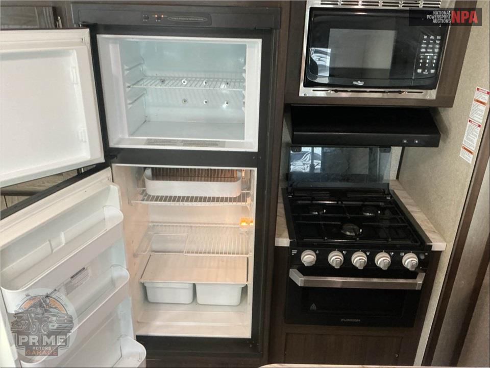 2019 Keystone Rv M-333 RE - SPRINGDALE SERIES — фото 36