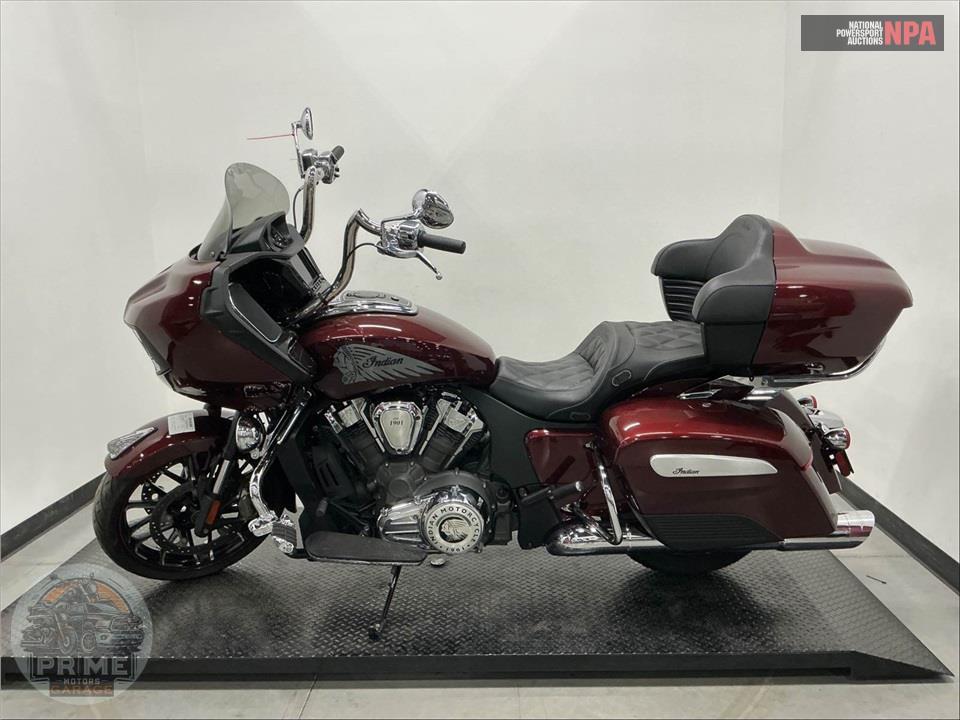 2022 Indian Motorcycle CHALLENGER LIMITED (MAROON) — фото 3
