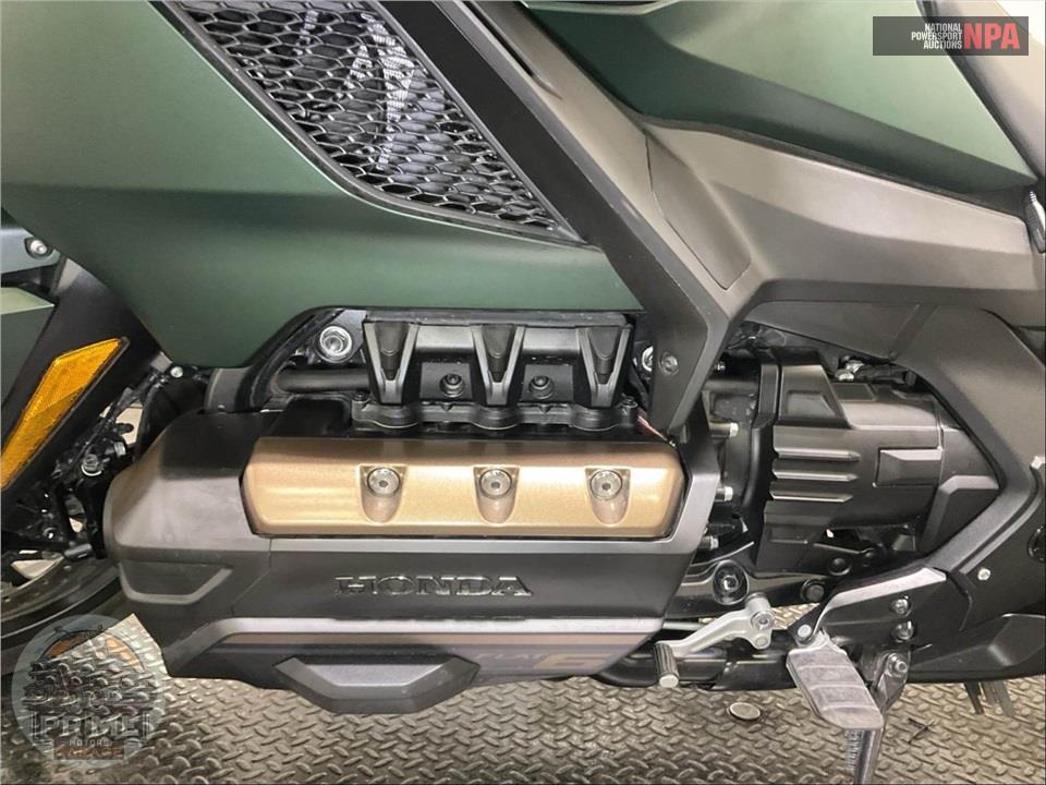 2024 Honda GL1800B GOLDWING — фото 7