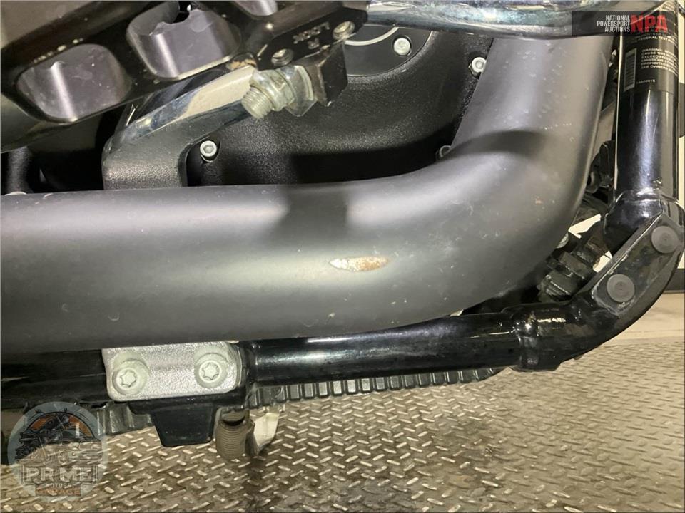 2015 Harley-Davidson FXDB STREET BOB — фото 13